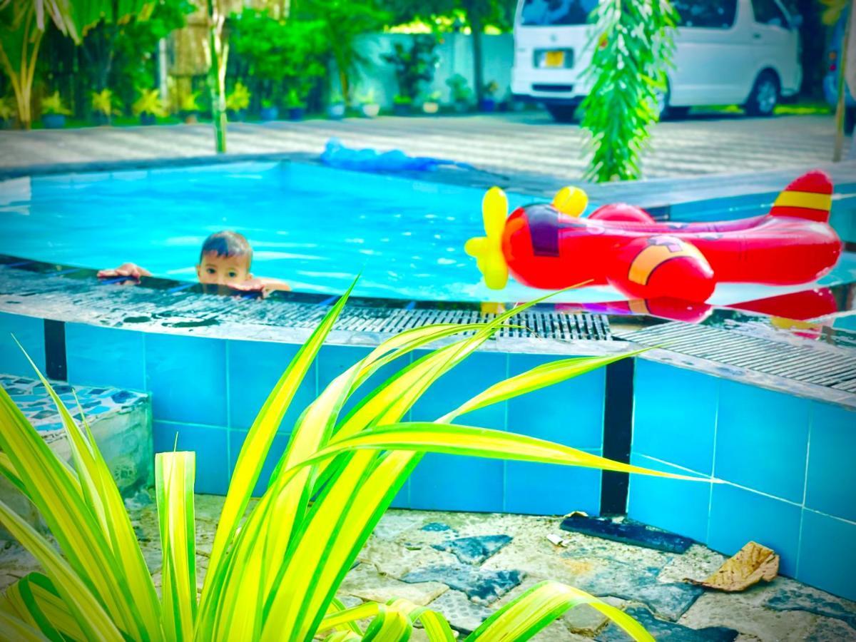Trinco Star Cabana Trincomalee Buitenkant foto