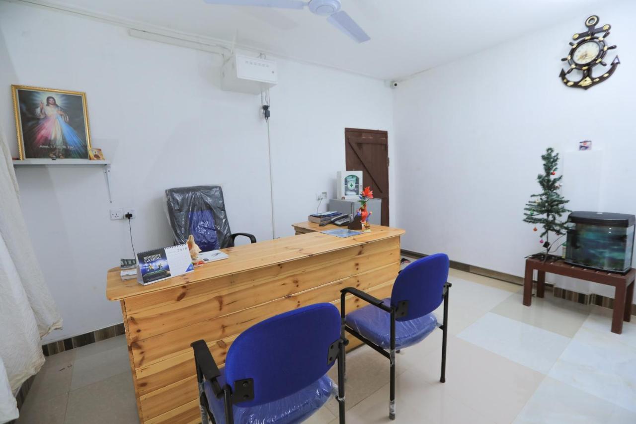 Trinco Star Cabana Trincomalee Buitenkant foto